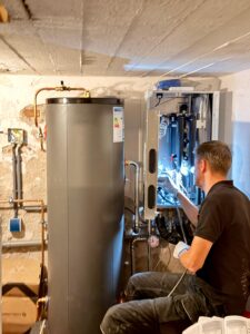 Warmtepomp binnenunit aansluiten